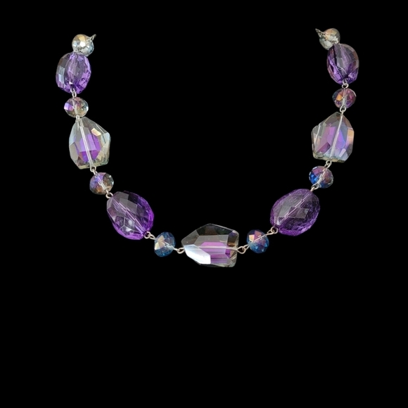 Vintage - Purple Auro Borealis Glass Faceted Beaded Necklace